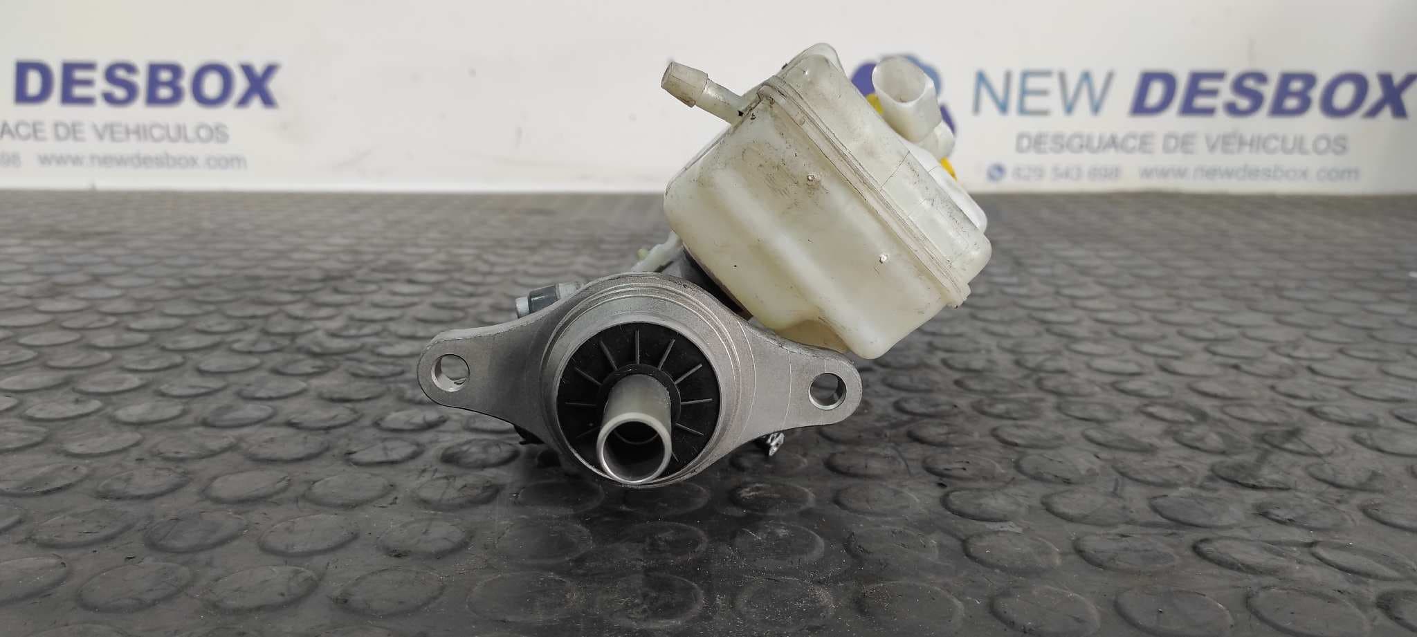 Recambio de BOMBA FRENO para SEAT IBIZA SC (6P5) FR Crono CUT referencia OEM IAM 6R0611301A   - BLANCO