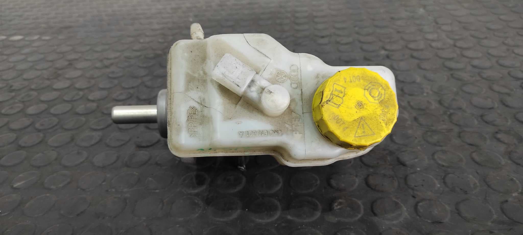 Recambio de BOMBA FRENO para SEAT IBIZA SC (6P5) FR Crono CUT referencia OEM IAM 6R0611301A   - BLANCO 5