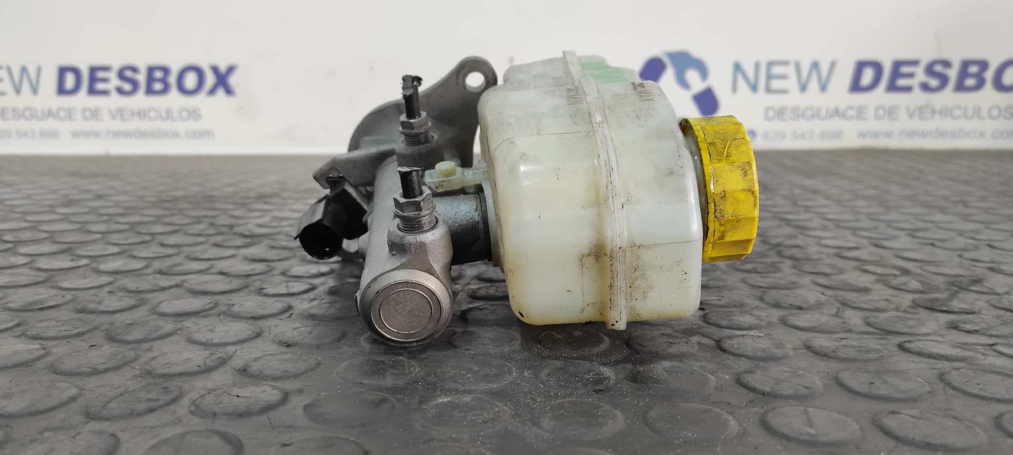 Recambio de BOMBA FRENO para SEAT IBIZA SC (6P5) FR Crono CUT referencia OEM IAM 6R0611301A   - BLANCO 6