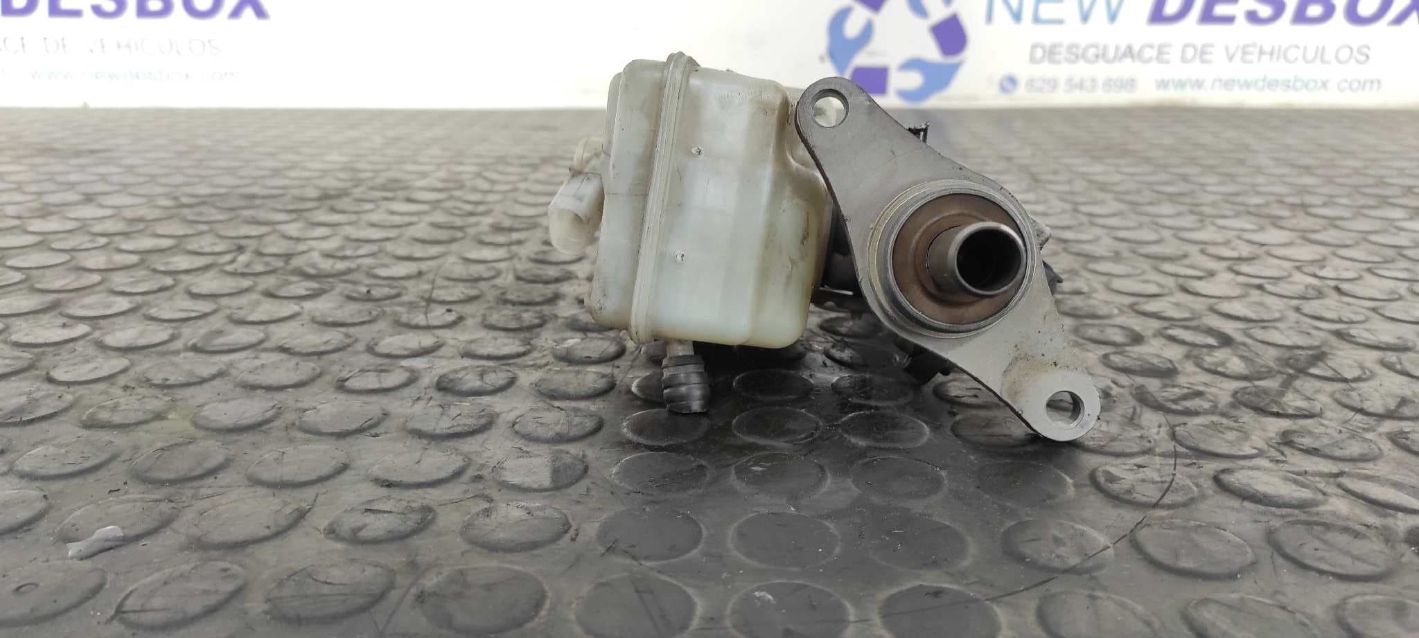 Recambio de BOMBA FRENO para SEAT IBIZA SC (6J1) Ecomotive BMS referencia OEM IAM 6R0611301A   - BLANCO
