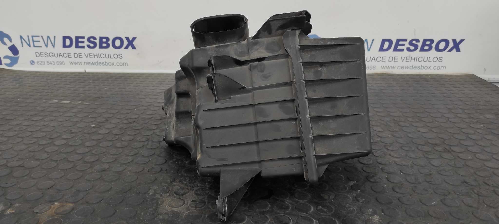 Recambio de CAJA FILTRO AIRE para SEAT IBIZA SC (6J1) Ecomotive BMS referencia OEM IAM 6Q0129601AR   - BLANCO 5
