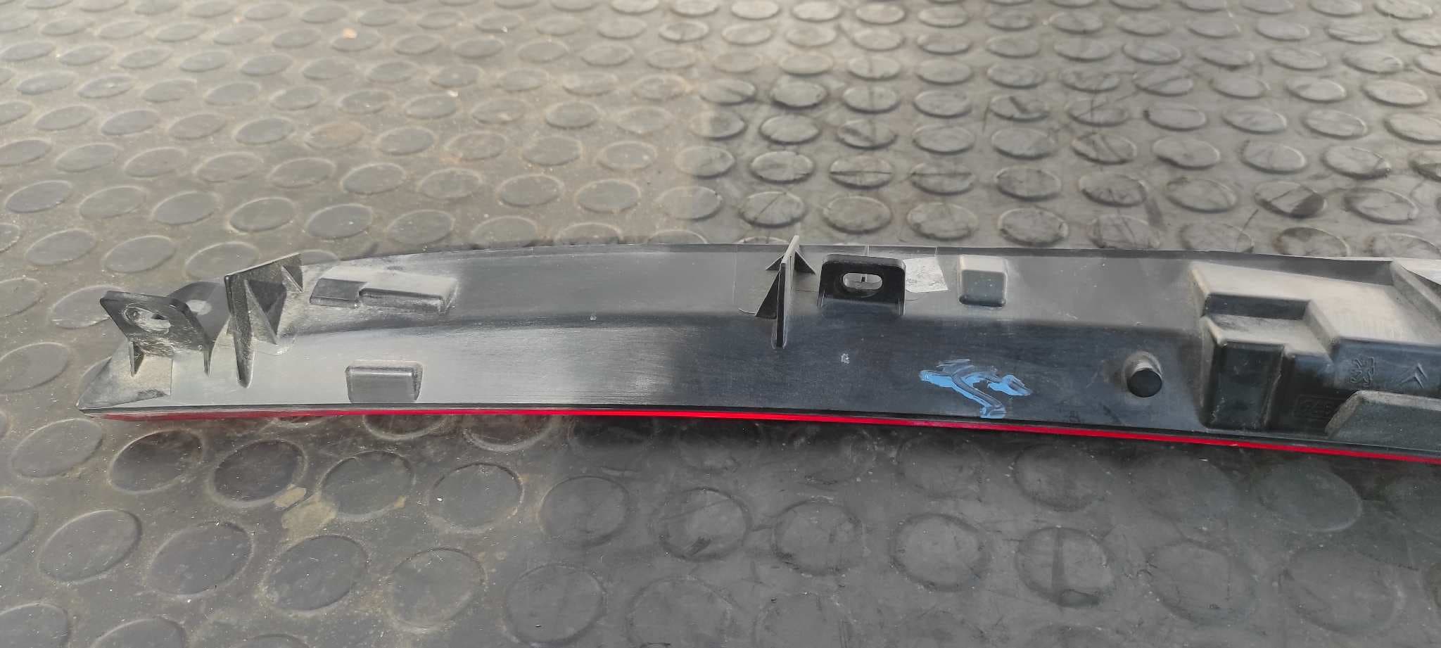 Recambio de LUZ CENTRAL DE FRENO para CITROEN C4 PICASSO Cool 9HZ referencia OEM IAM 9654435580   - GRIS 2
