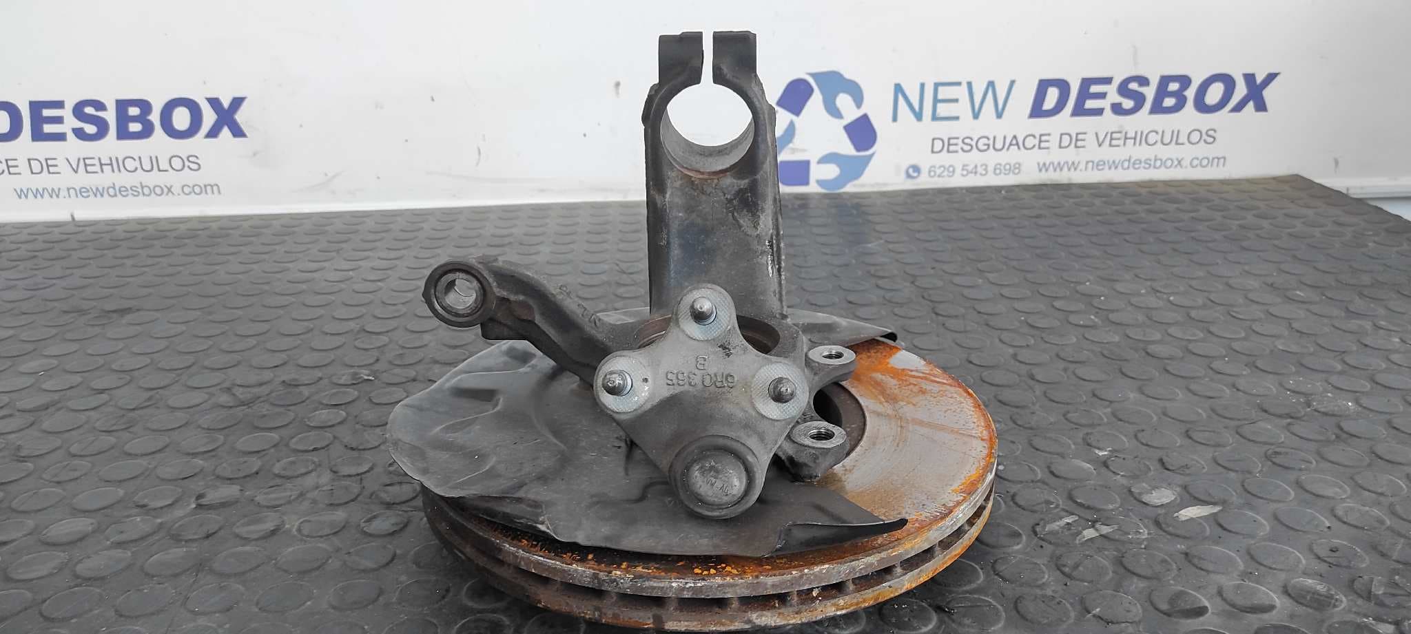 Recambio de MANGUETA DELANTERA IZQUIERDA para SEAT IBIZA SC (6P5) CUT referencia OEM IAM 6C0255A   - BLANCO 6