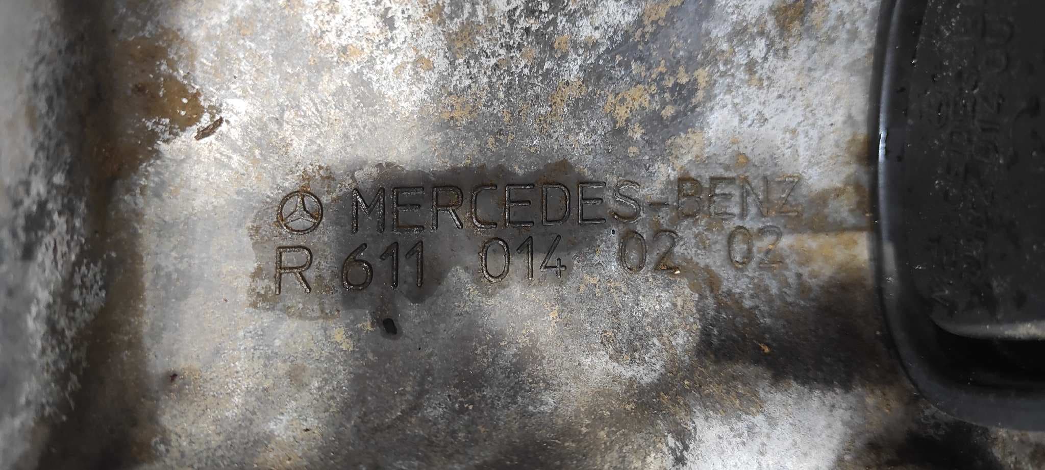 Recambio de CARTER para MERCEDES-BENZ VITO CAJA CERRADA 6.03 -> 109  CDI  Compacto  (639.601) 646983 referencia OEM IAM R6110140202   - BLANCO 3