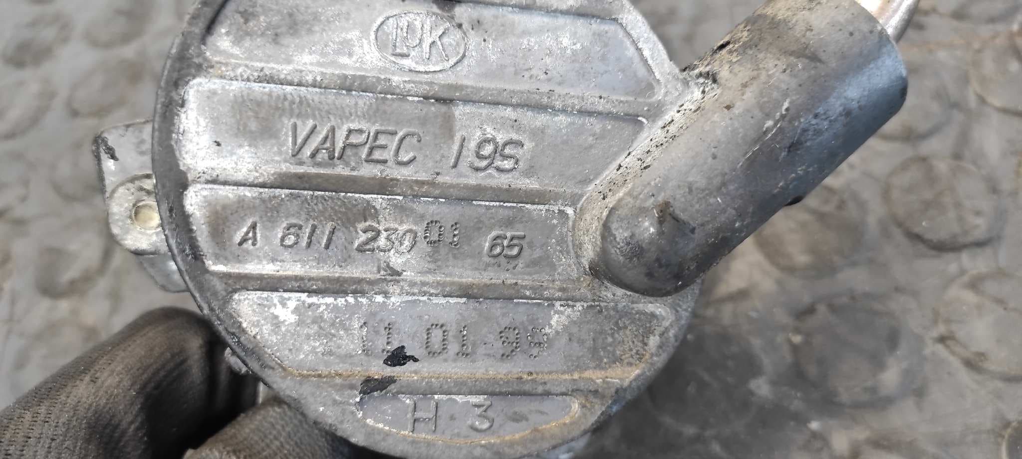 Recambio de DEPRESOR FRENO / BOMBA VACIO para MERCEDES-BENZ VITO CAJA CERRADA 6.03 -> 109  CDI  Compacto  (639.601) 646983 referencia OEM IAM A6112300165   - BLANCO 5