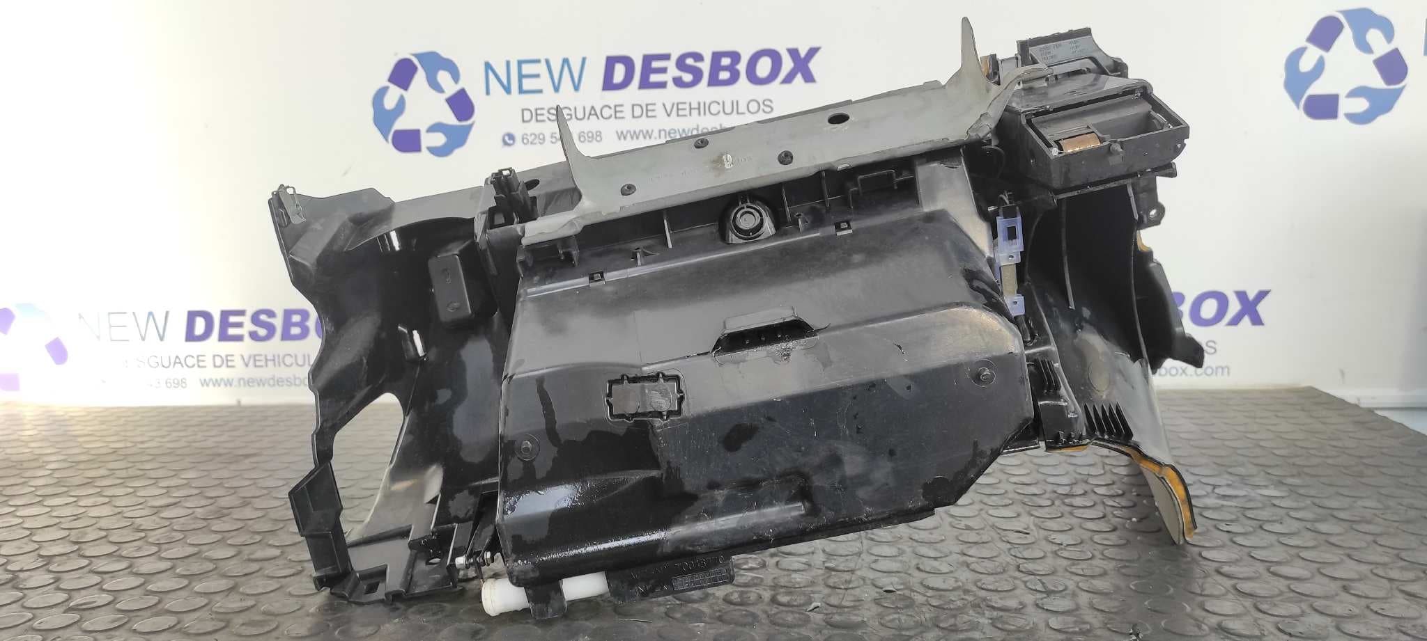 Recambio de GUANTERA para MERCEDES-BENZ CLASE E (W211) BERLINA E 270 CDI (211.016) OM647961 referencia OEM IAM 2116802487   - AZUL 2