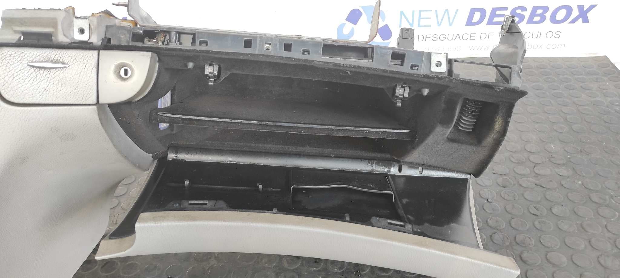 Recambio de GUANTERA para MERCEDES-BENZ CLASE E (W211) BERLINA E 270 CDI (211.016) OM647961 referencia OEM IAM 2116802487   - AZUL 3