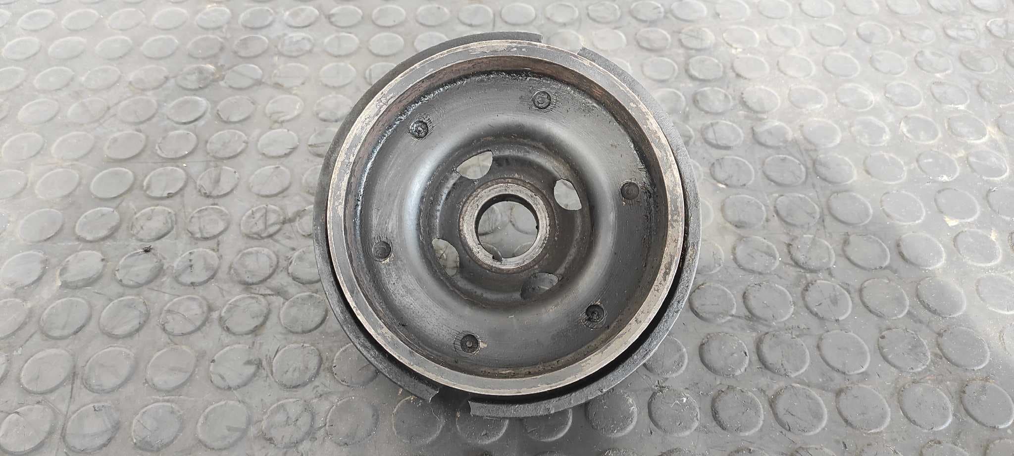 Recambio de POLEA CIGUEÑAL para MERCEDES-BENZ CLASE G (W463) OM628962 referencia OEM IAM A6280300203