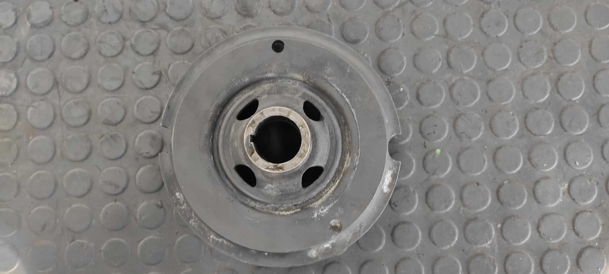 Recambio de POLEA CIGUEÑAL para MERCEDES-BENZ CLASE G (W463) OM628962 referencia OEM IAM A6280300203 4
