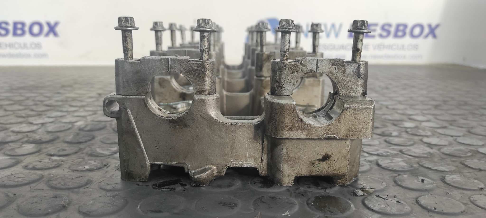 Recambio de CULATIN para MERCEDES CLASE G (W463) OM628962 referencia OEM IAM R6110160004 6