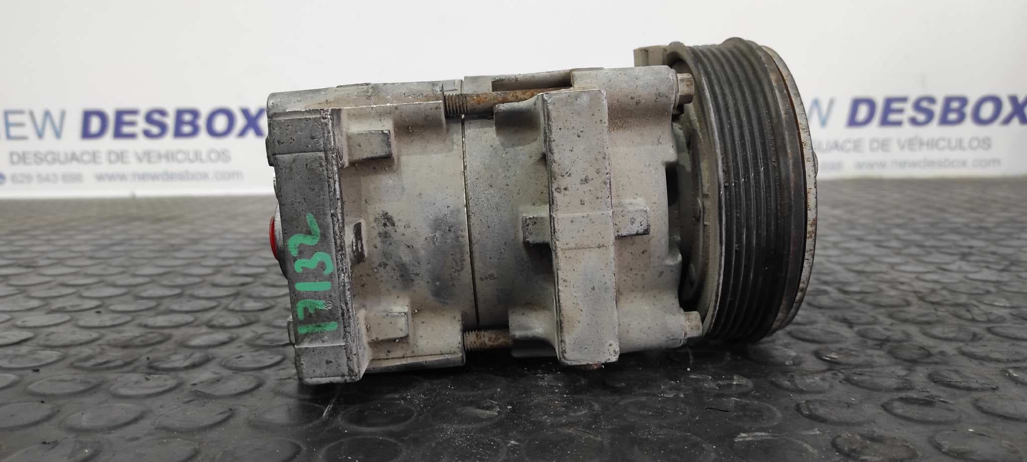 Recambio de COMPRESOR AIRE ACONDICIONADO para FORD EXPLORER 4.0 V6 CAT XS         referencia OEM IAM F77H19D629BA   - GRIS 2