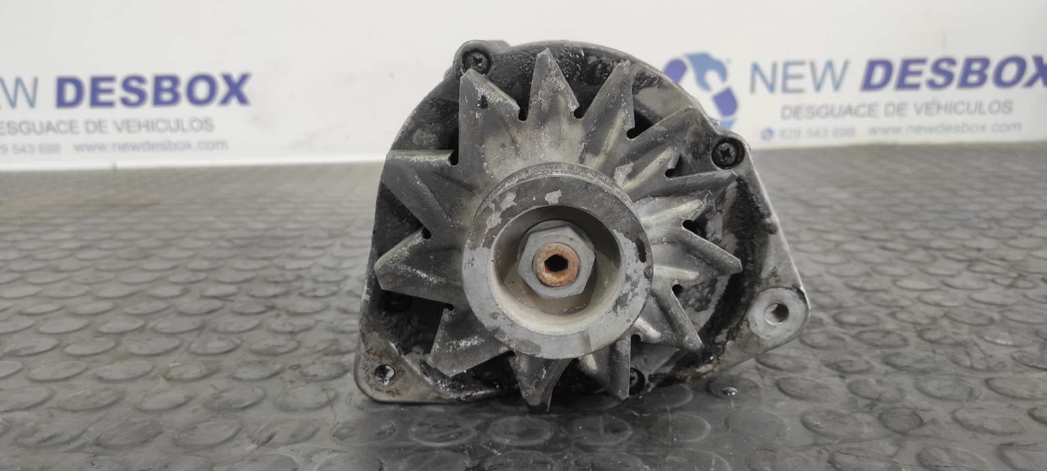 Recambio de ALTERNADOR para FORD SCORPIO BERL./TURNIER 2.9 V6 24V CAT COSWORTH   referencia OEM IAM 0120469958   - NEGRO
