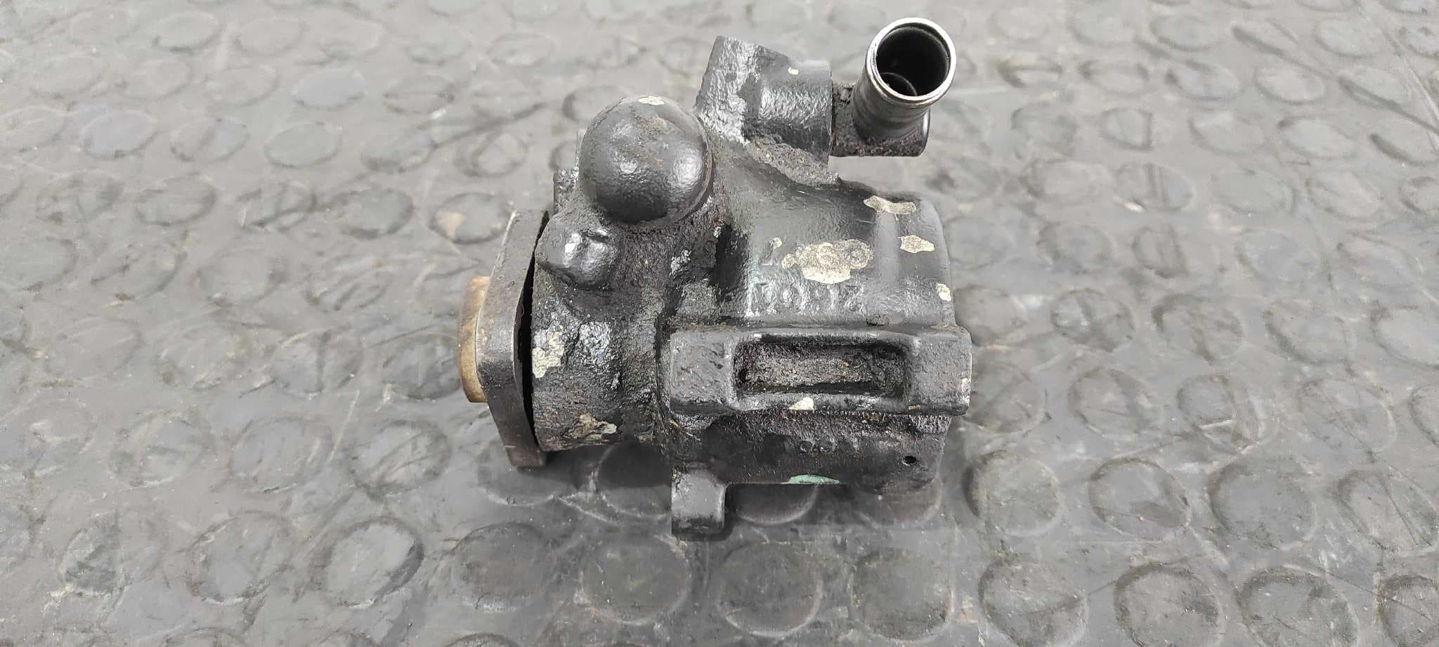 Recambio de BOMBA DIRECCION para FORD SCORPIO BERL./TURNIER 2.9 V6 24V CAT COSWORTH   referencia OEM IAM 26016947   - NEGRO 5