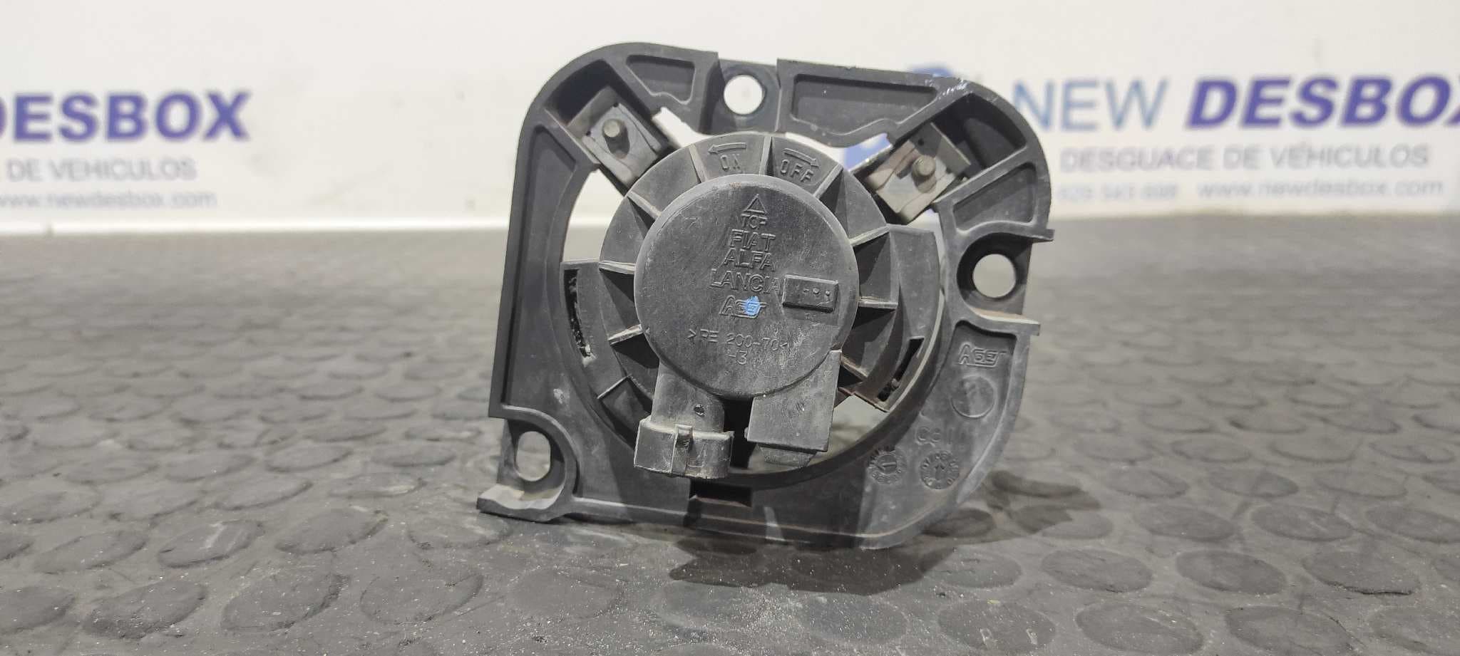 Recambio de FARO ANTINIEBLA DERECHO para FIAT NUOVA 500 (150) Blackjack 169A4000 referencia OEM IAM 46849966   - BLANCO 5