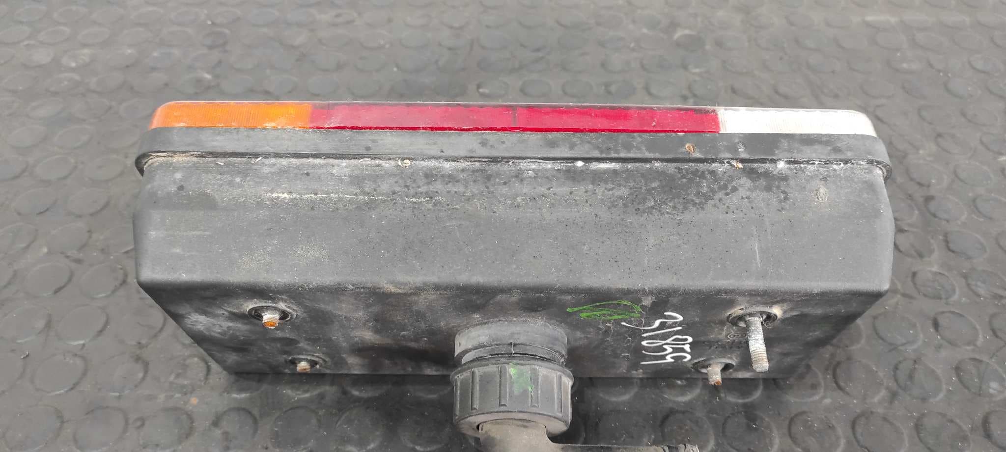 Recambio de PILOTO TRASERO DERECHO para FIAT DUCATO CAJA ABEIRTA 33 (06.2006 =>) 2.3 JTD CAT F1AE0481D referencia OEM IAM    - BLANCO 5