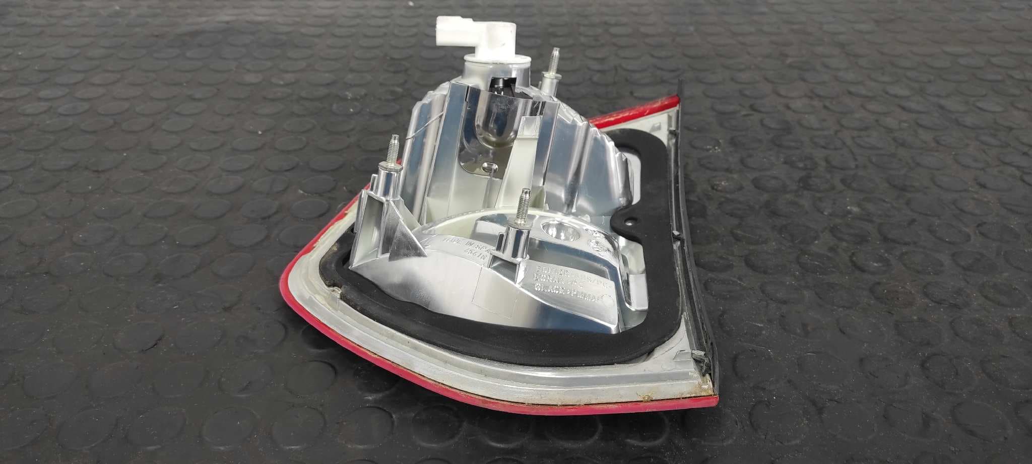 Recambio de PILOTO PORTON IZQUIERDO para CITROEN C4 PICASSO Cool 9HZ referencia OEM IAM 9653547777   - GRIS 6