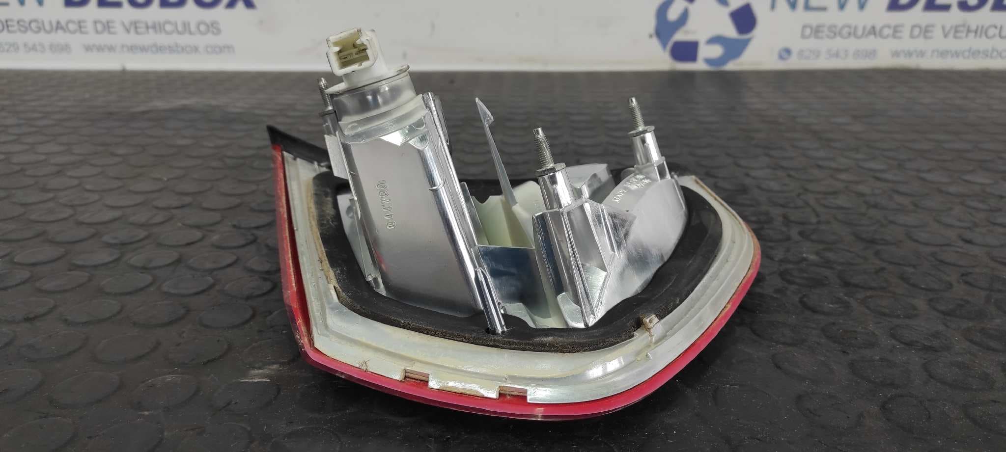 Recambio de PILOTO PORTON IZQUIERDO para CITROEN C4 PICASSO Cool 9HZ referencia OEM IAM 9653547777   - GRIS 4