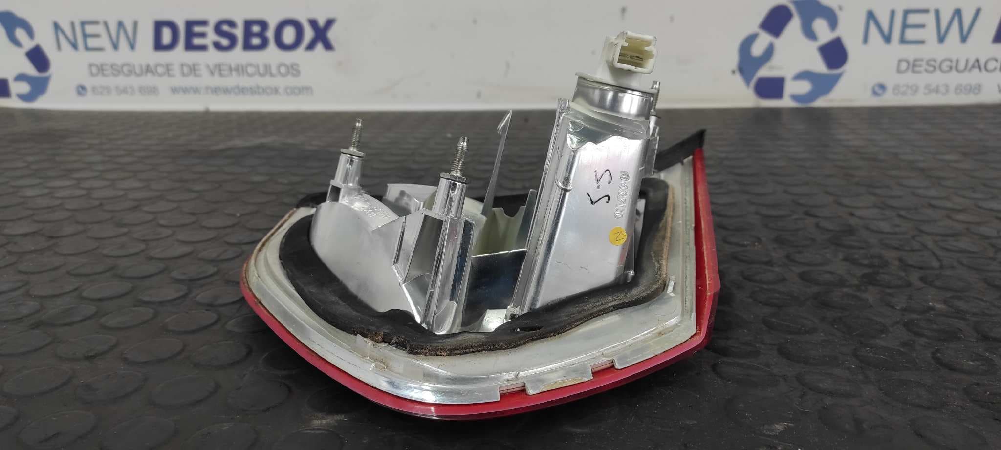 Recambio de PILOTO PORTON DERECHO para CITROEN C4 PICASSO Cool 9HZ referencia OEM IAM 9653547677   - GRIS 3