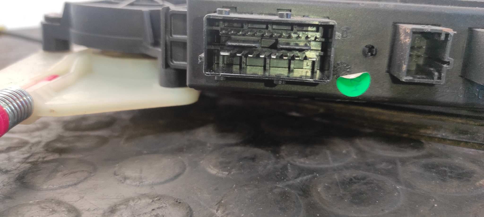 Recambio de ELEVALUNAS DELANTERO DERECHO para CITROEN C4 GRAND PICASSO 9HZ referencia OEM IAM 9682495580   - DORADO 3