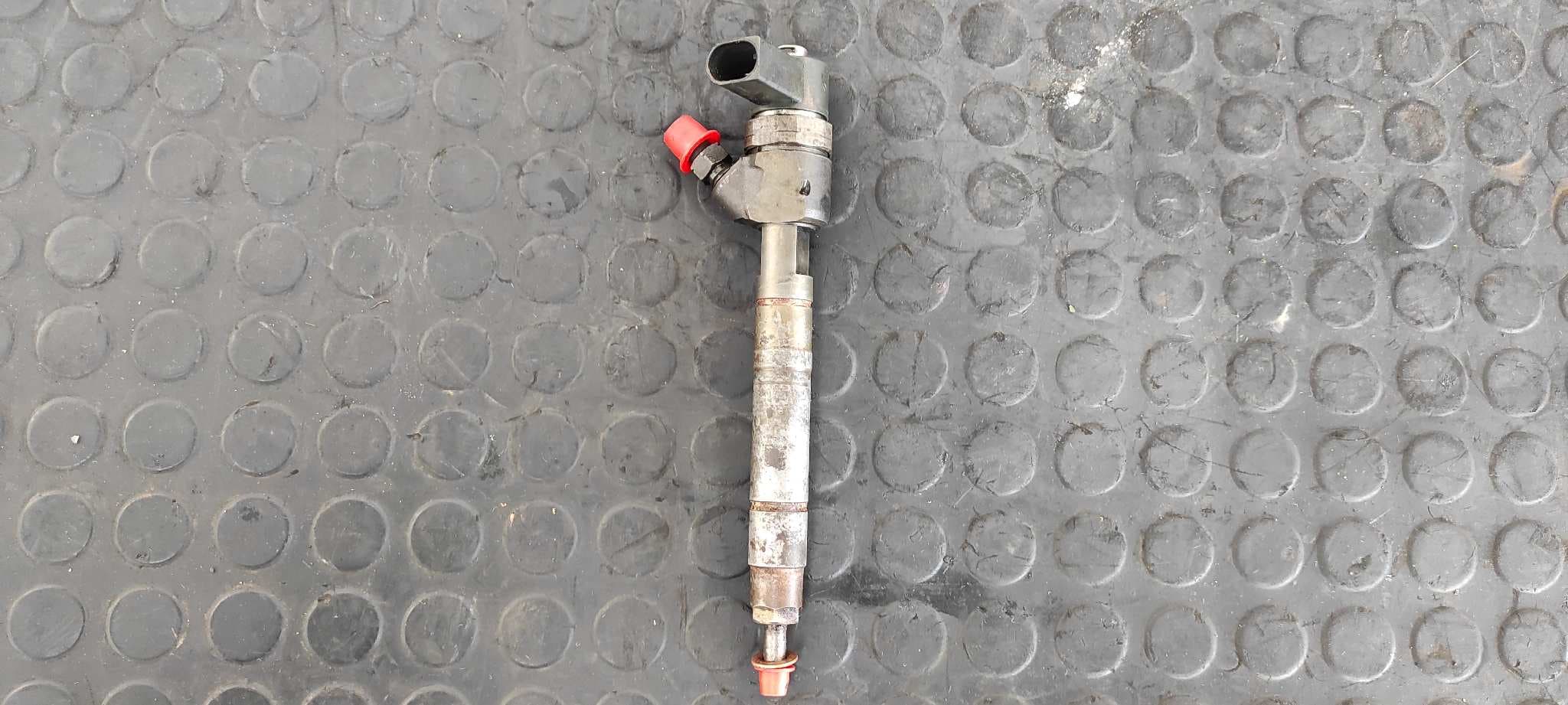 Recambio de INYECTOR para MERCEDES-BENZ CLASE G (W463) OM628962 referencia OEM IAM A6280700587