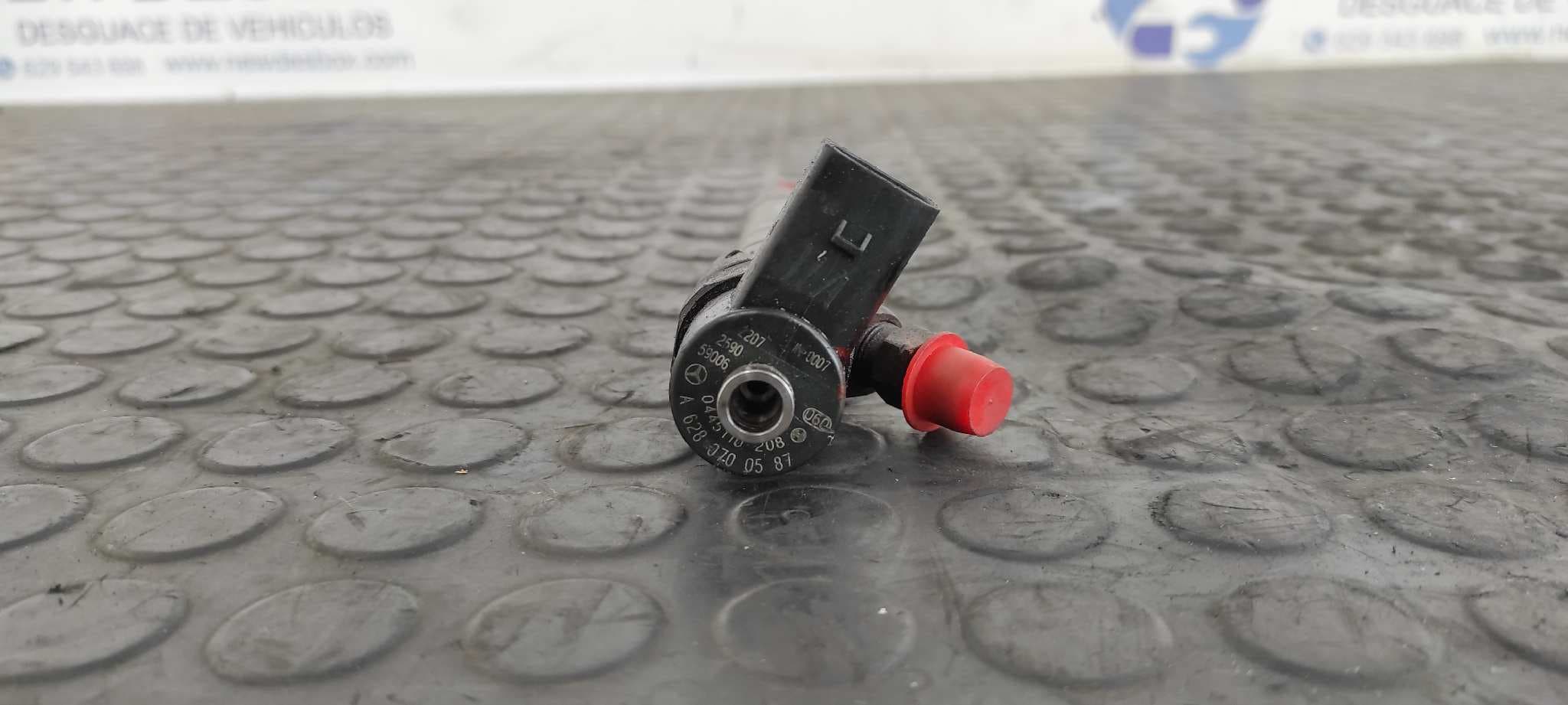Recambio de INYECTOR para MERCEDES-BENZ CLASE G (W463) OM628962 referencia OEM IAM A6280700587 4