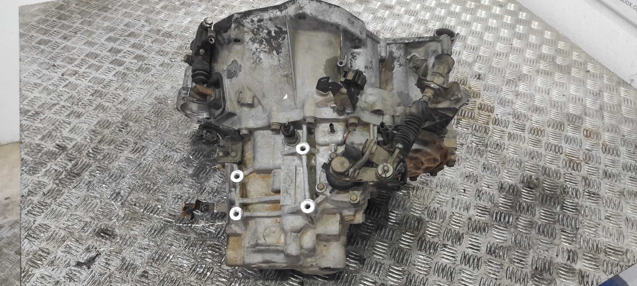 Recambio de CAJA CAMBIOS para NISSAN X-TRAIL (T30) YD22ETI referencia OEM IAM 8H5   - GRIS 4