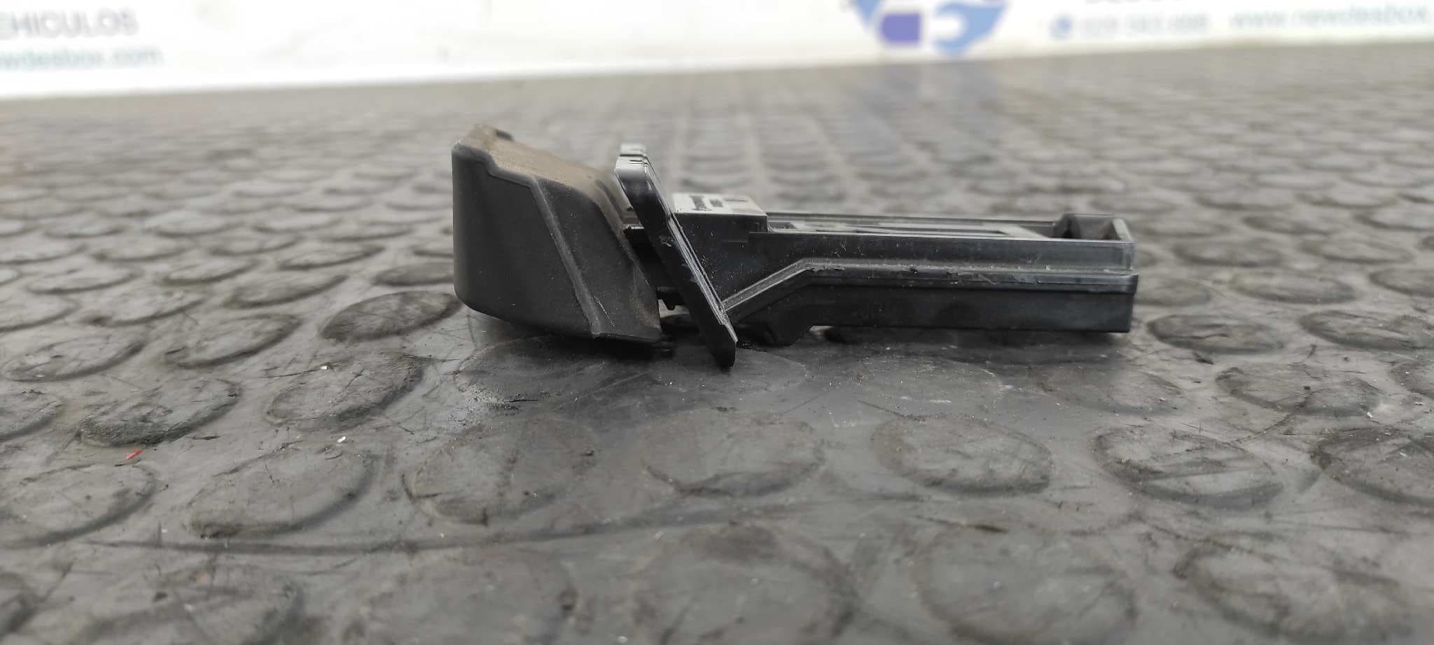 Recambio de PALANCA FRENO para MERCEDES-BENZ CLASE S (W220) BERLINA 320 CDI (220.025) OM648960 referencia OEM IAM 2204270312   - VERDE 2