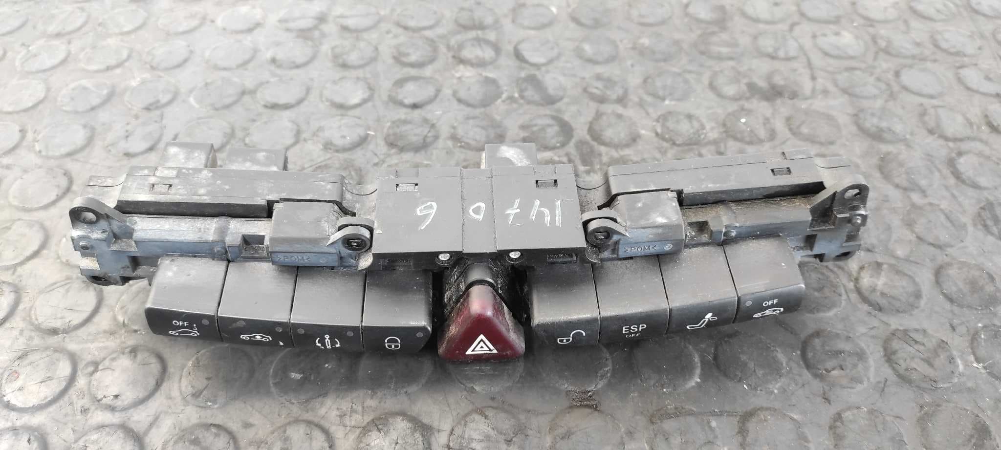 Recambio de WARNING para MERCEDES-BENZ CLASE S (W220) BERLINA 320 CDI (220.025) OM648960 referencia OEM IAM 2208217558   - VERDE 6