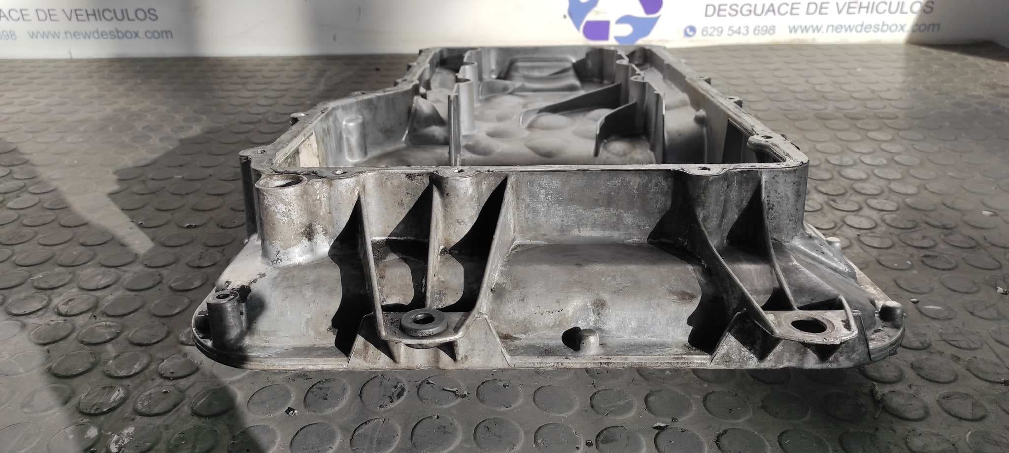 Recambio de CARTER para MERCEDES-BENZ CLASE G (W463) OM628962 referencia OEM IAM A6280140002 9