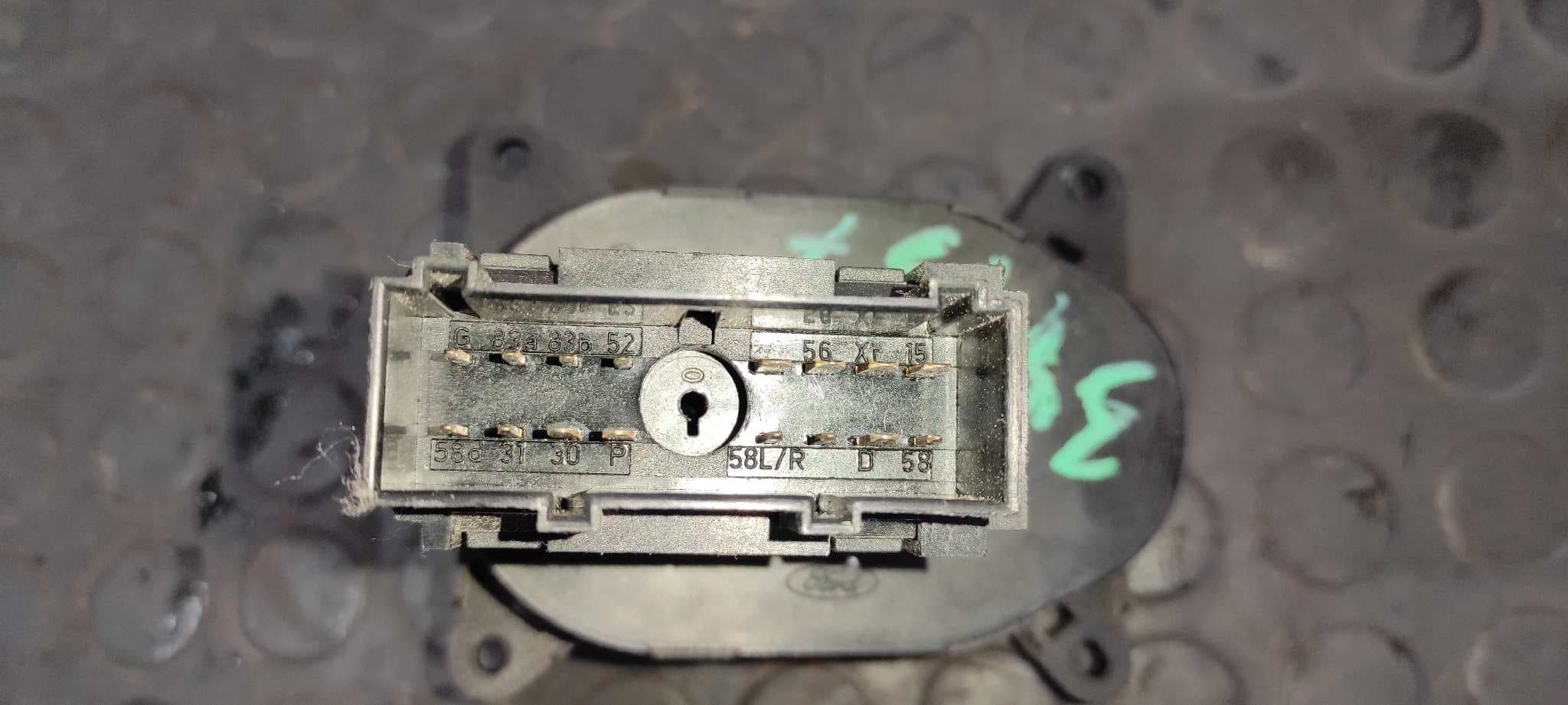 Recambio de MANDO LUCES para FORD TRANSIT CAJA CERRADA, LARGA (FY) (2000 =>) FT  330   2.4  Express-Line D0FA referencia OEM IAM YC1T13AC024EB   - BLANCO 6