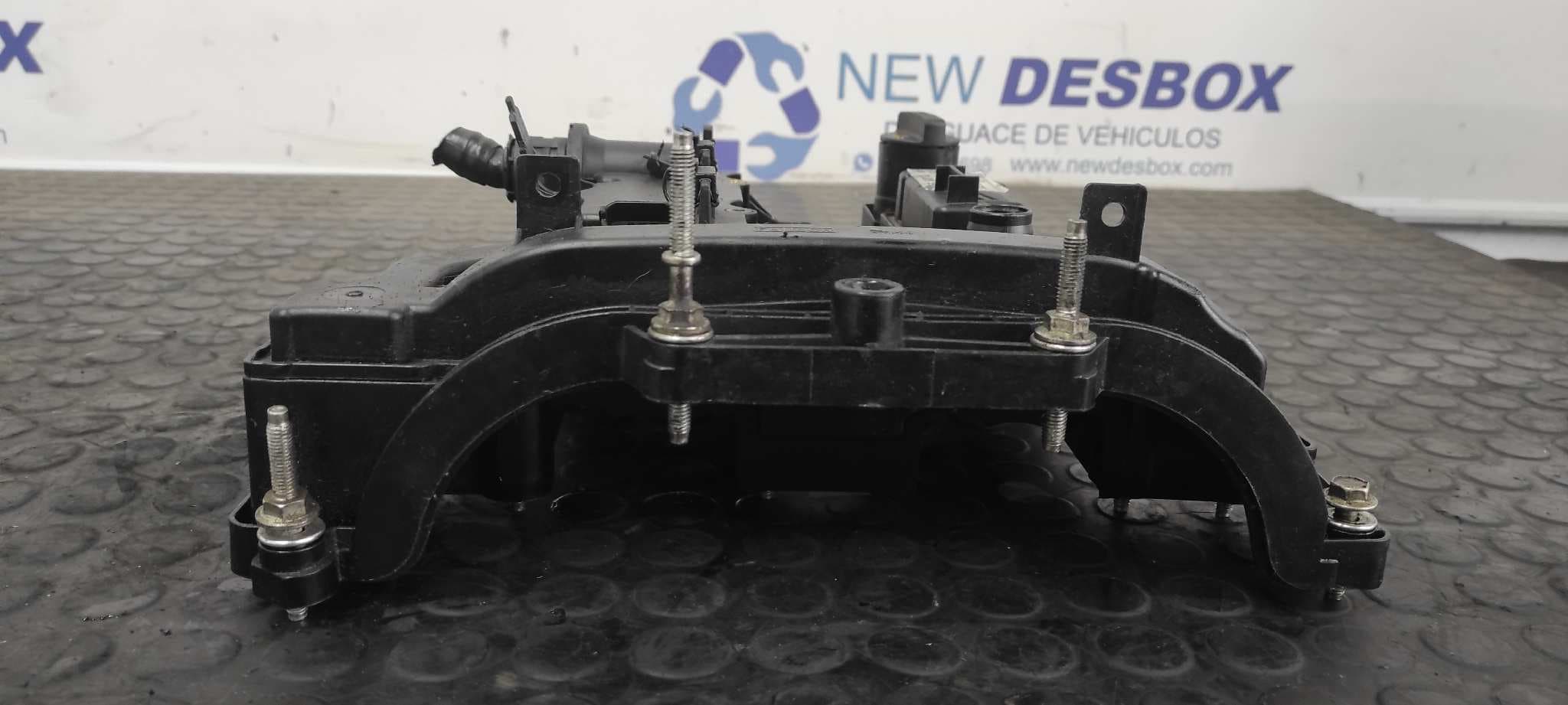 Recambio de TAPA BALANCINES para FORD C-MAX 1.0 M1DA referencia OEM IAM DM5G6007LC 4