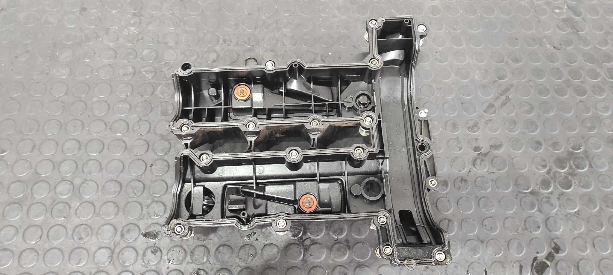Recambio de TAPA BALANCINES para FORD C-MAX 1.0 M1DA referencia OEM IAM DM5G6007LC 2