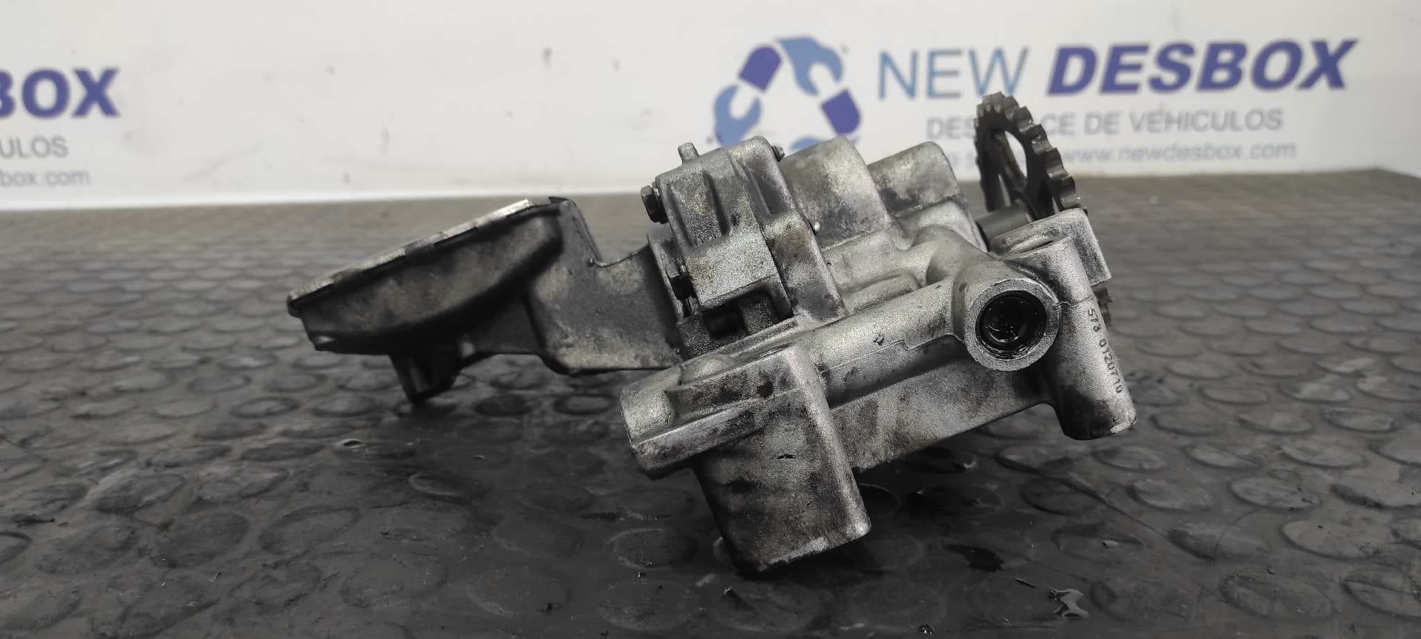 Recambio de BOMBA ACEITE para PEUGEOT 407 RHRDW10BTED4 referencia OEM IAM 9644350880   - PLATA 6