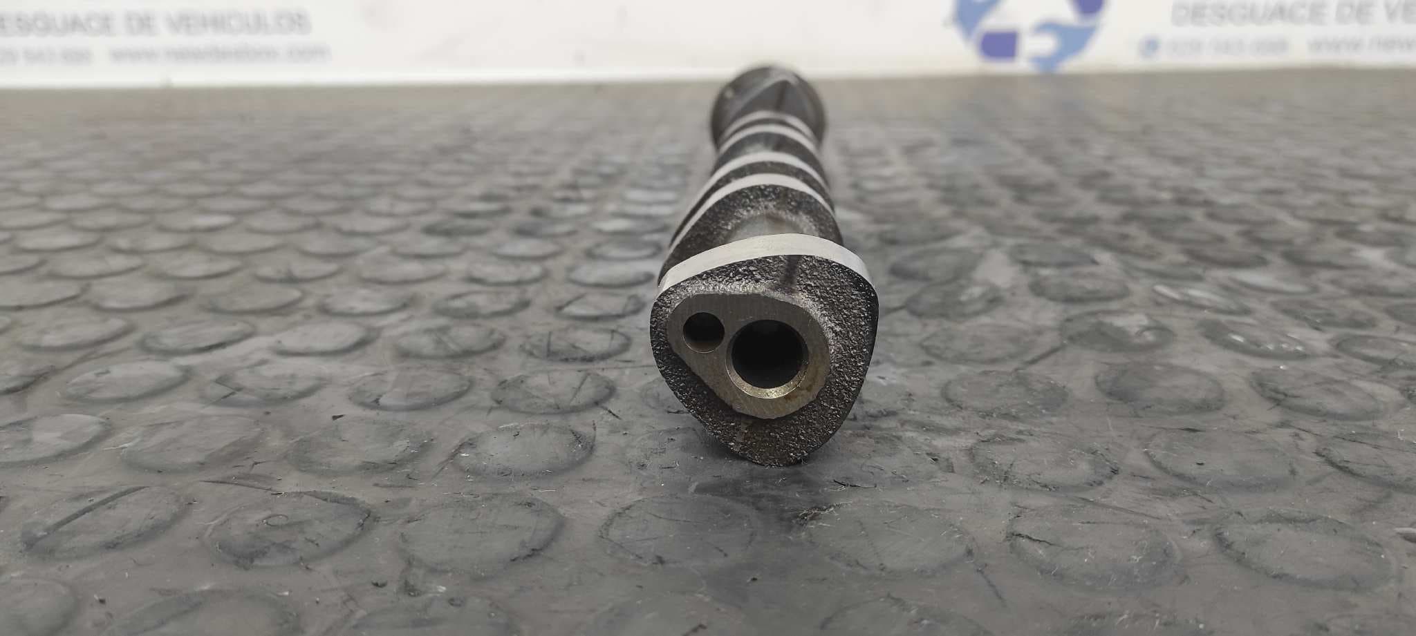 Recambio de ARBOL DE LEVAS para FORD C-MAX 1.0 M1DA referencia OEM IAM FOMOCO 6A266 5