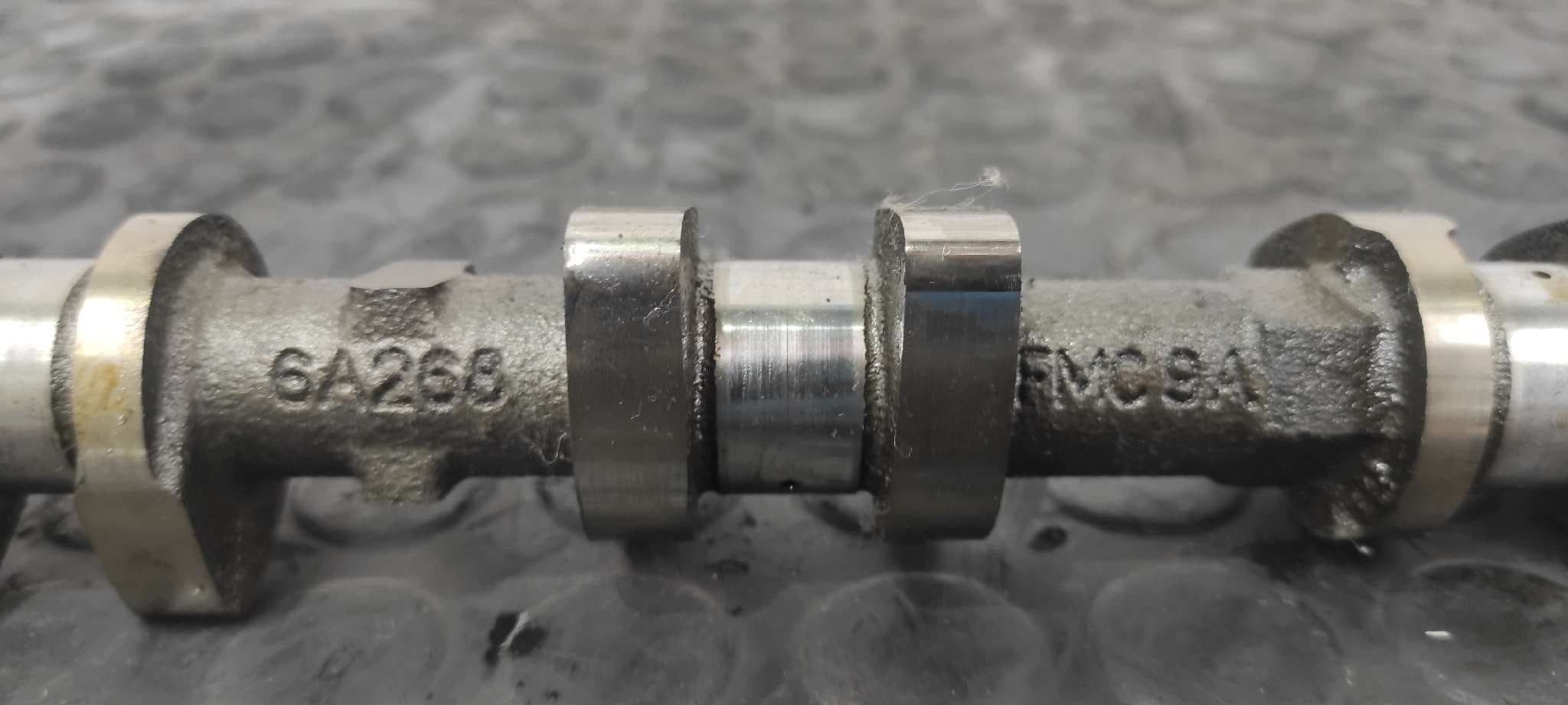 Recambio de ARBOL DE LEVAS para FORD C-MAX 1.0 M1DA referencia OEM IAM 6A268 4