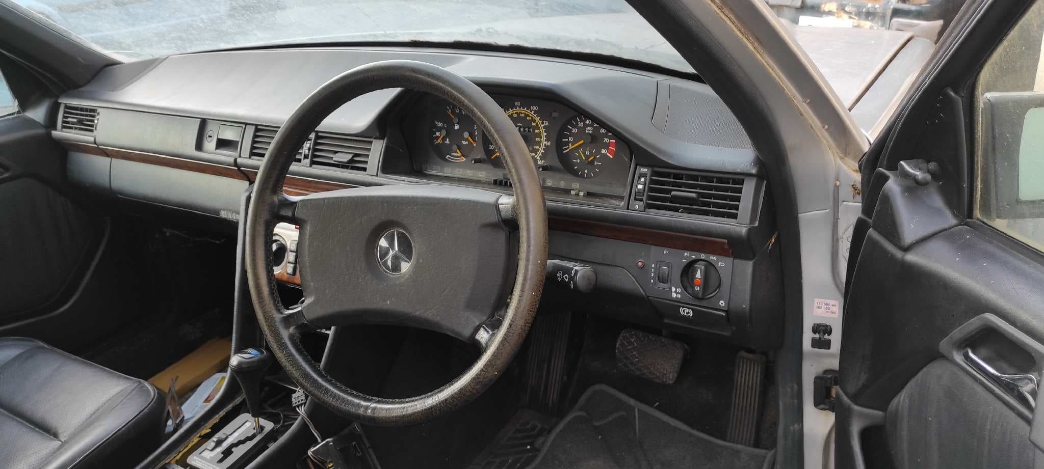 Recambio de PORTON TRASERO para MERCEDES-BENZ CLASE E (W124) BERLINA M104980 referencia OEM IAM   - PLATA 2