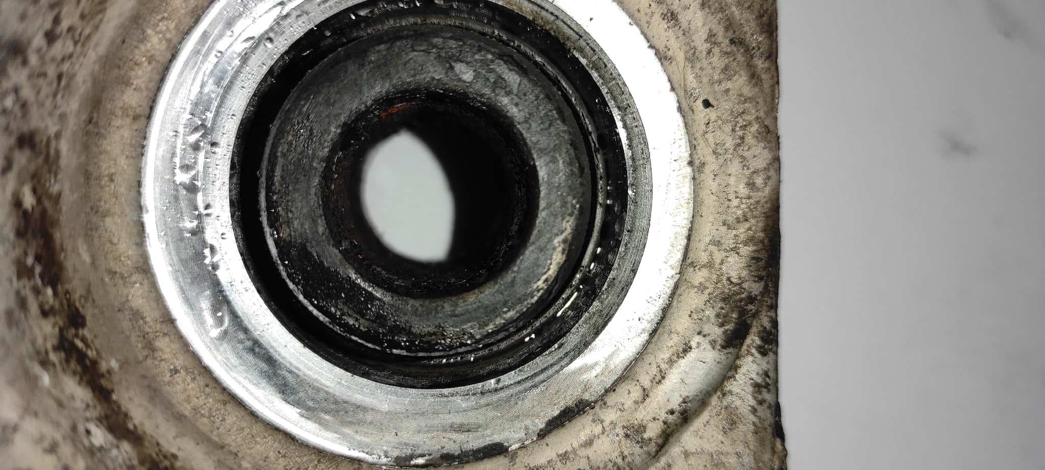 Recambio de PUENTE DELANTERO para PEUGEOT 407 SW 2.0 16V HDi FAP CAT (RHR / DW10BTED4) RHR referencia OEM IAM 9650769910   - NEGRO 3
