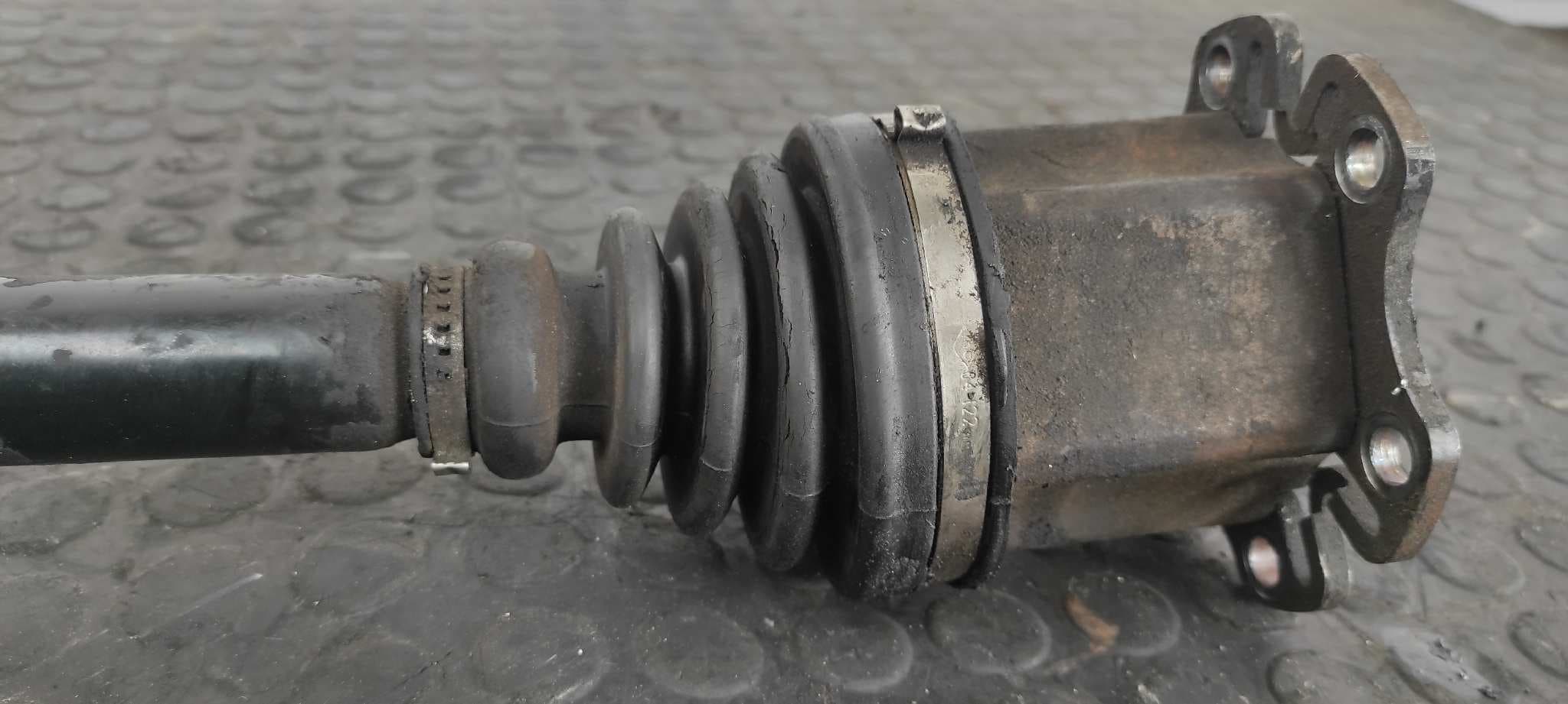 Recambio de TRANSMISION DELANTERA IZQUIERDA para AUDI A4 BERLINA (8E) BRE referencia OEM IAM 8E0407271BK   - NEGRO 3
