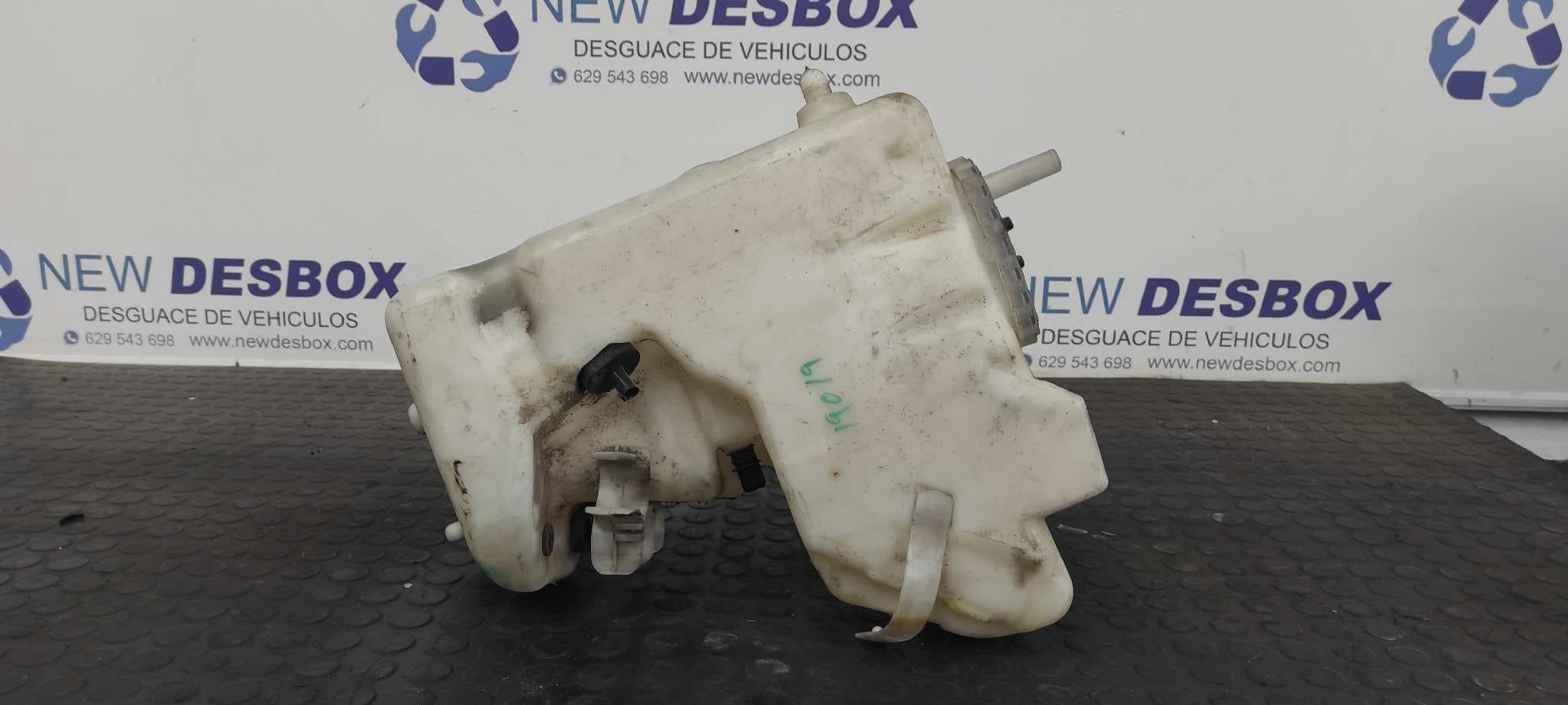 Recambio de DEPOSITO LIMPIA para MERCEDES-BENZ CLASE E (W211) BERLINA E 270 CDI (211.016) OM647961 referencia OEM IAM 2118601460   - AZUL 3