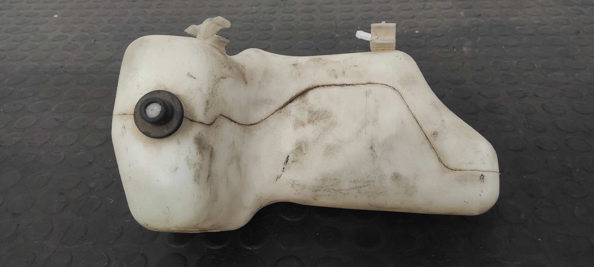 Recambio de DEPOSITO LIMPIA para MERCEDES-BENZ CLASE E (W211) BERLINA E 270 CDI (211.016) OM647961 referencia OEM IAM 2118602160   - AZUL 2