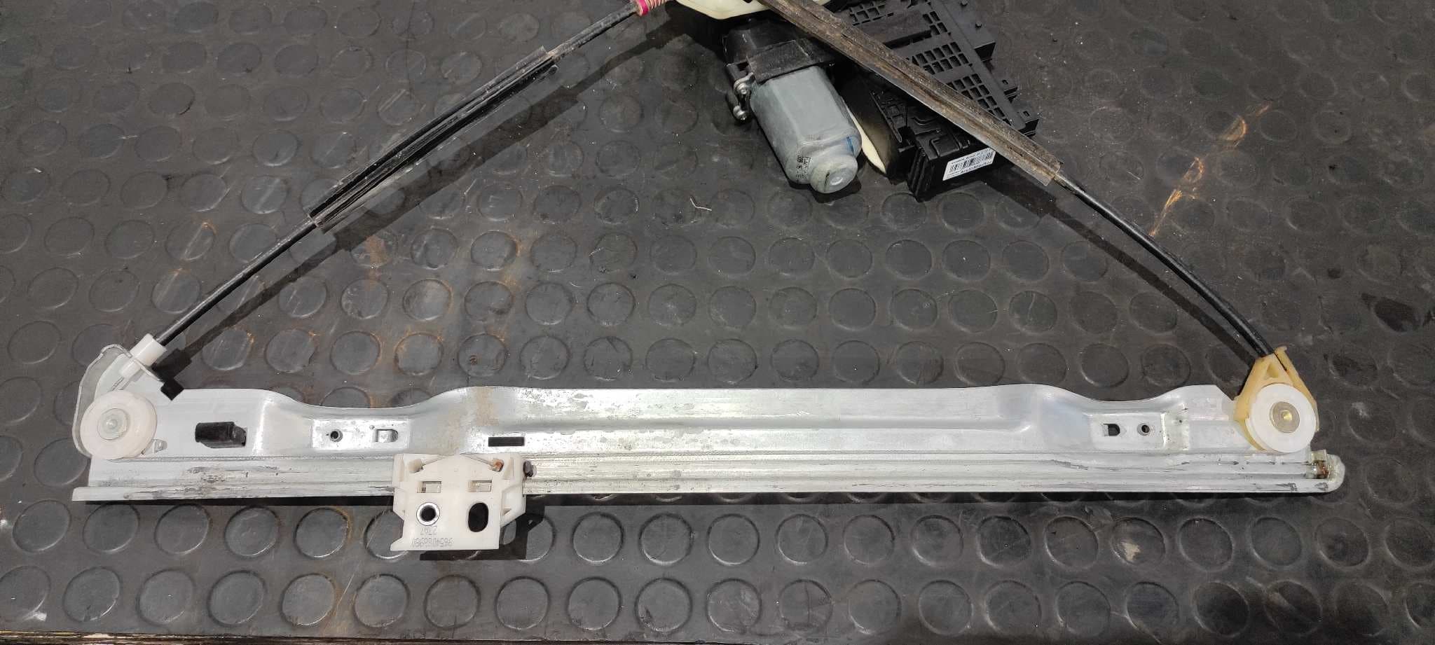 Recambio de ELEVALUNAS DELANTERO DERECHO para CITROEN C4 GRAND PICASSO RHJDW10BTED4 referencia OEM IAM 9654087780   - MARRON 3