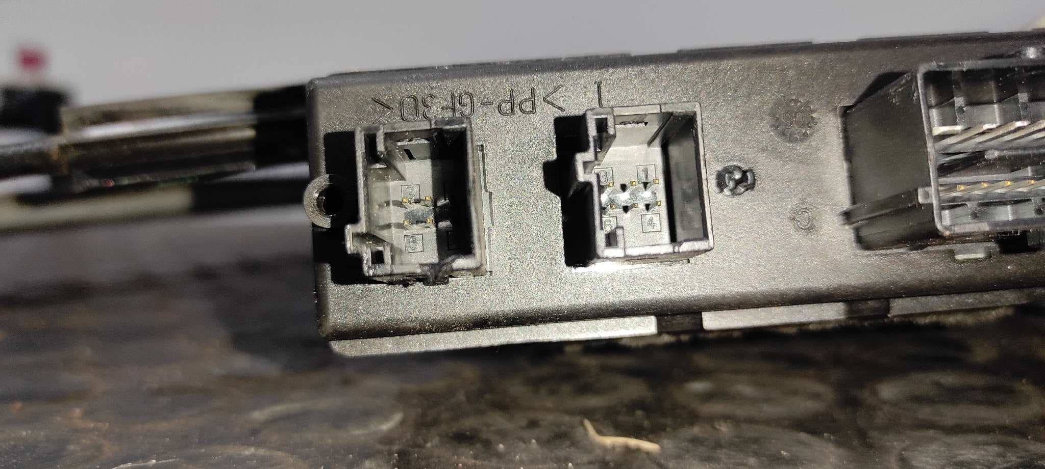 Recambio de ELEVALUNAS DELANTERO DERECHO para CITROEN C4 GRAND PICASSO RHJDW10BTED4 referencia OEM IAM 9654087780   - MARRON 9