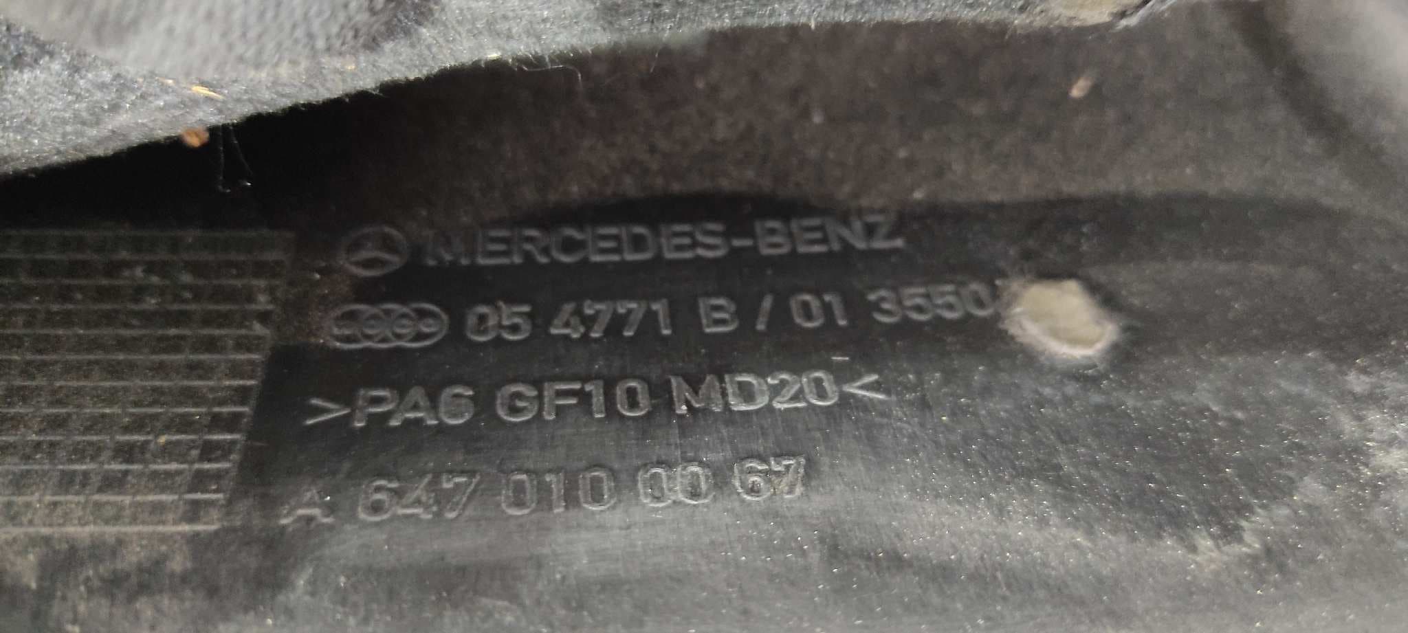 Recambio de TAPA MOTOR para MERCEDES-BENZ CLASE E (W211) BERLINA E 270 CDI (211.016) OM647961 referencia OEM IAM A6470100067   - AZUL 2