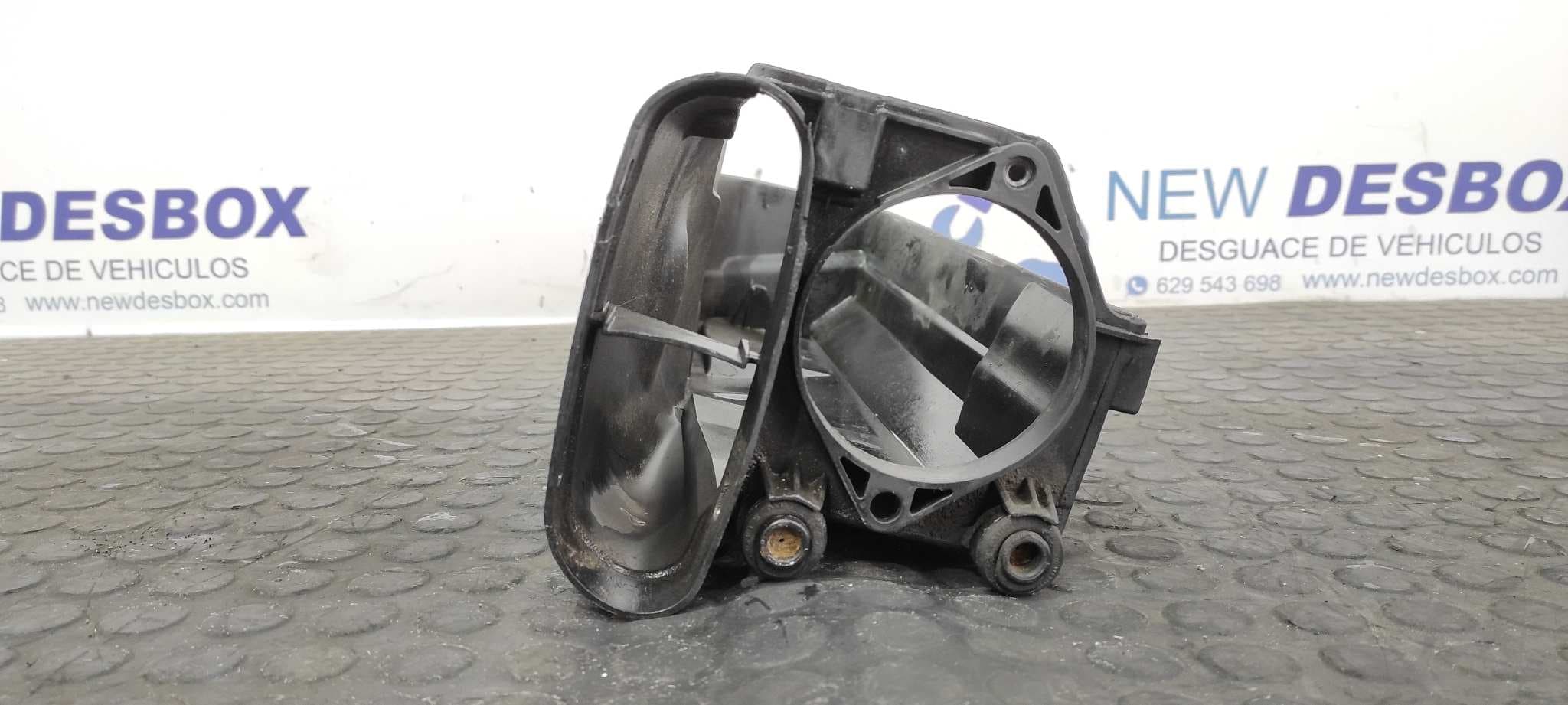 Recambio de CAJA FILTRO AIRE para MERCEDES-BENZ CLASE E (W211) BERLINA E 270 CDI (211.016) OM647961 referencia OEM IAM A6460901101   - AZUL 2
