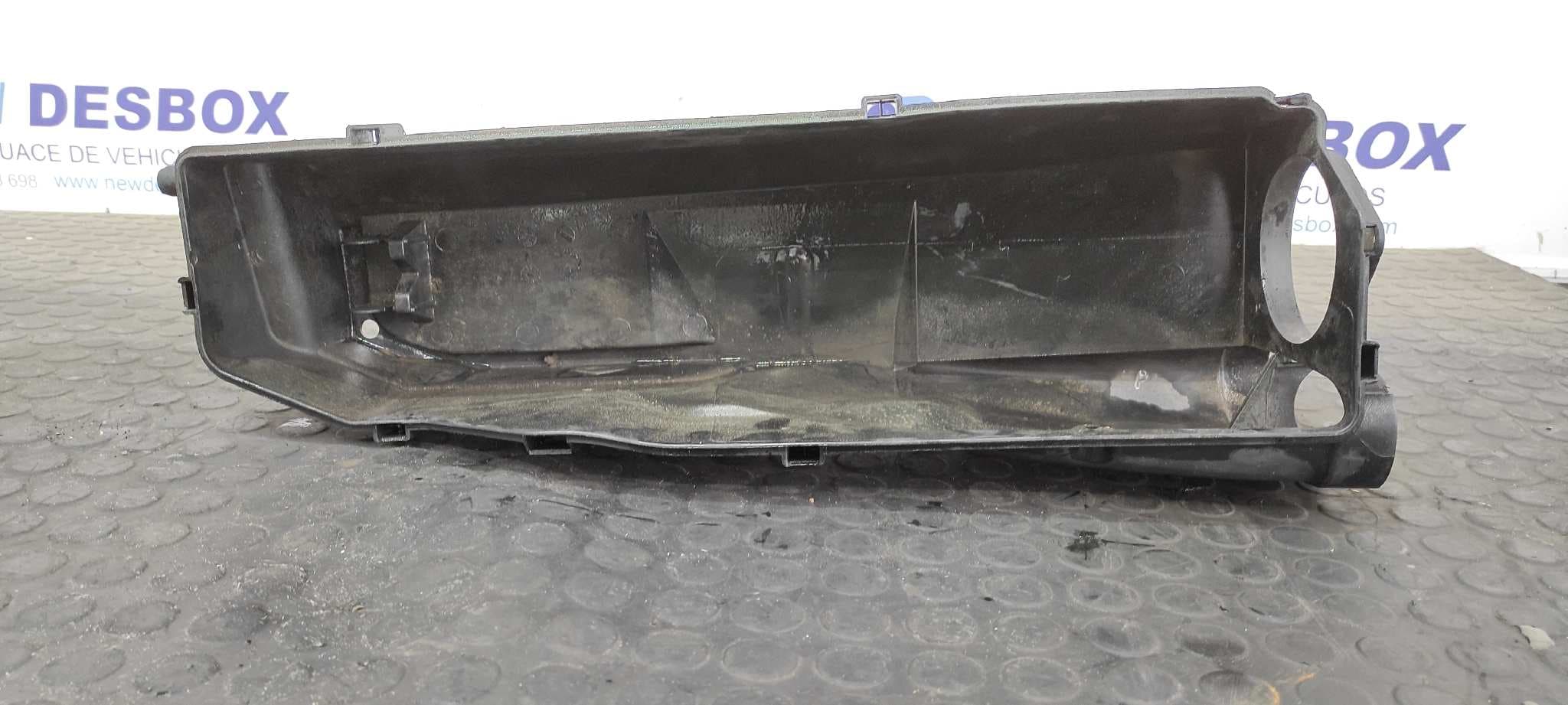 Recambio de CAJA FILTRO AIRE para MERCEDES-BENZ CLASE E (W211) BERLINA E 270 CDI (211.016) OM647961 referencia OEM IAM A6460901101   - AZUL 6
