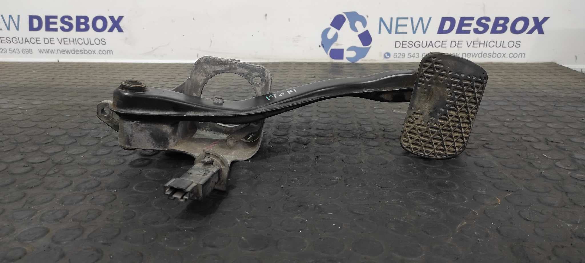 Recambio de PEDAL FRENO para MERCEDES-BENZ CLASE E (W211) BERLINA E 270 CDI (211.016) OM647961 referencia OEM IAM A2112900119   - AZUL 6