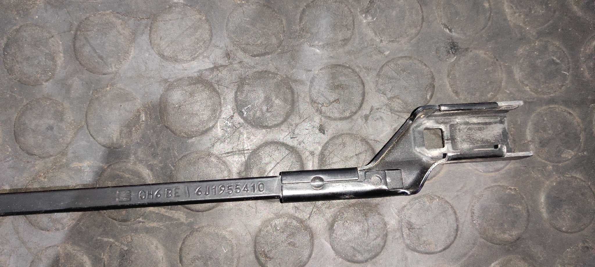 Recambio de BRAZO LIMPIA DELANTERO DERECHO para SEAT IBIZA SC (6P5) FR Crono CUT referencia OEM IAM 6J1955410   - BLANCO 3