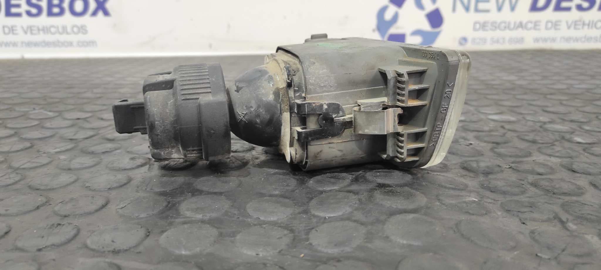 Recambio de FARO ANTINIEBLA IZQUIERDO para VOLKSWAGEN VENTO (1H2) GL 2E referencia OEM IAM 139355L   - ROJO 8