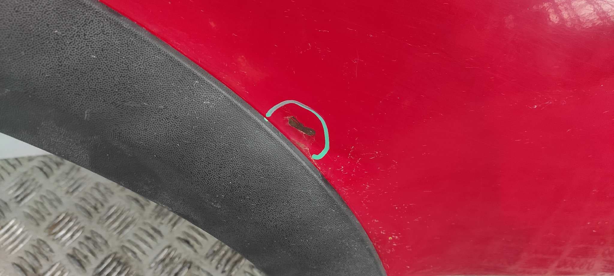 Recambio de ALETA DELANTERA DERECHA para VOLKSWAGEN VENTO (1H2) GL 2E referencia OEM IAM    - ROJO 4