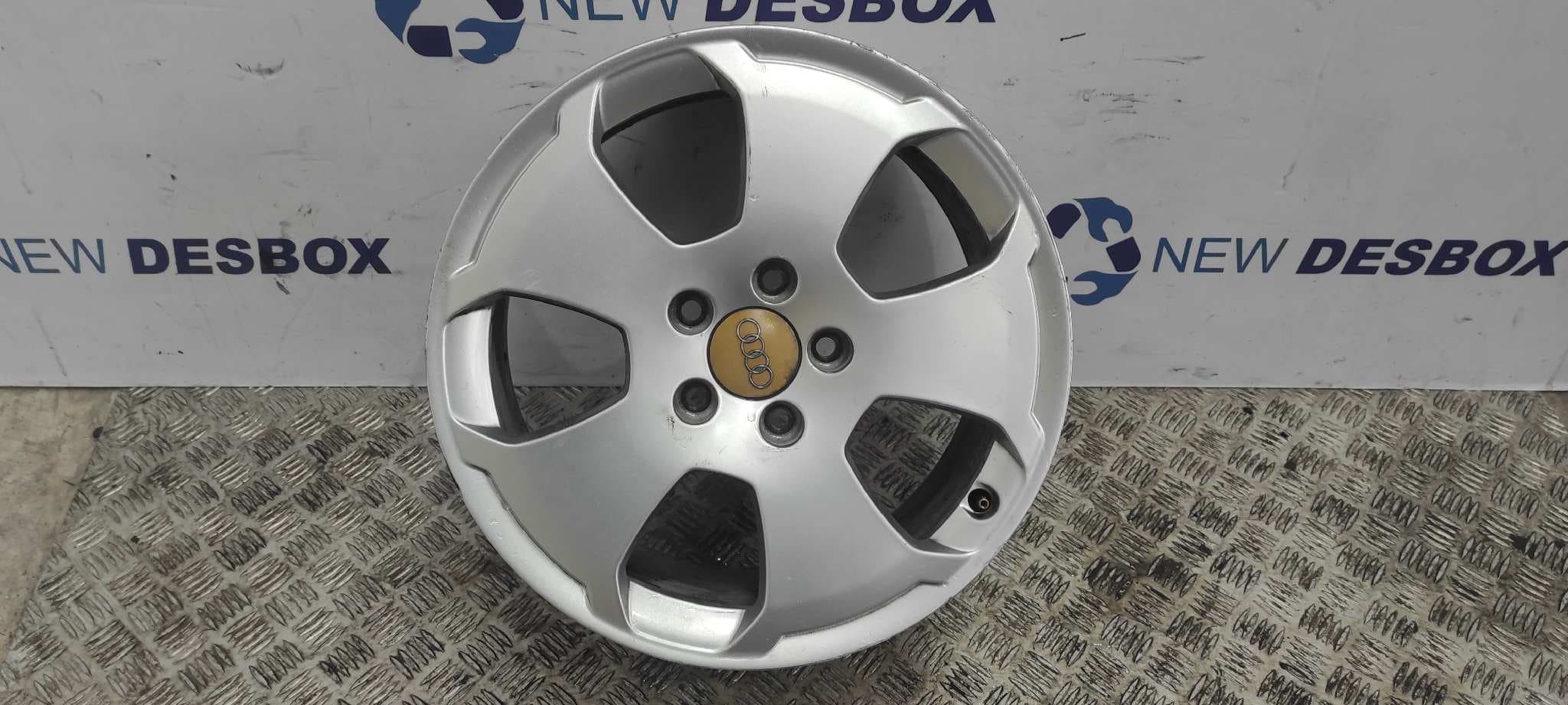 Recambio de JUEGO LLANTAS para AUDI A3 SPORTBACK (8P) BKD referencia OEM IAM 8P0401025C   - BLANCO 4